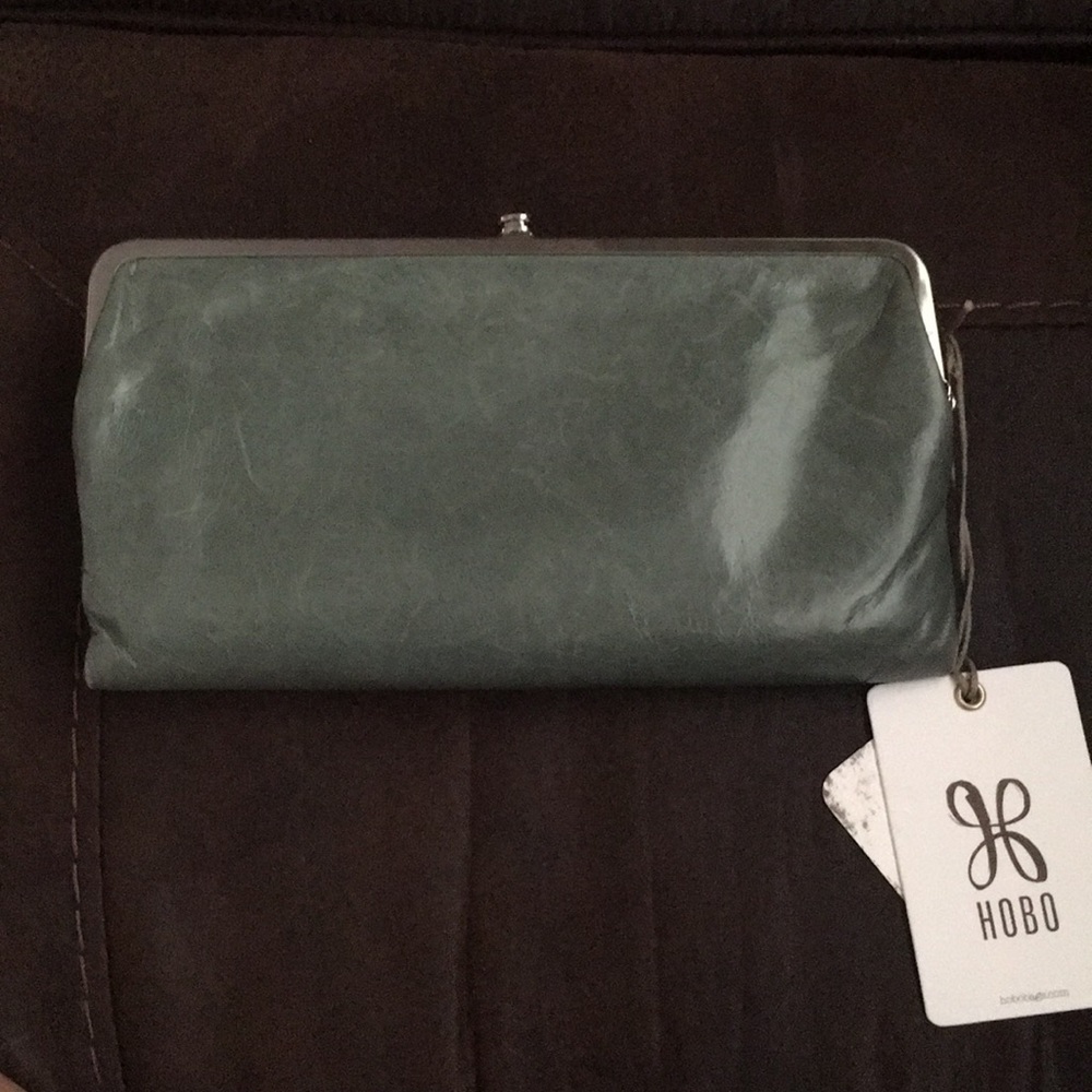 Hobo Lauren Wallet. Bottle Green. NWT.